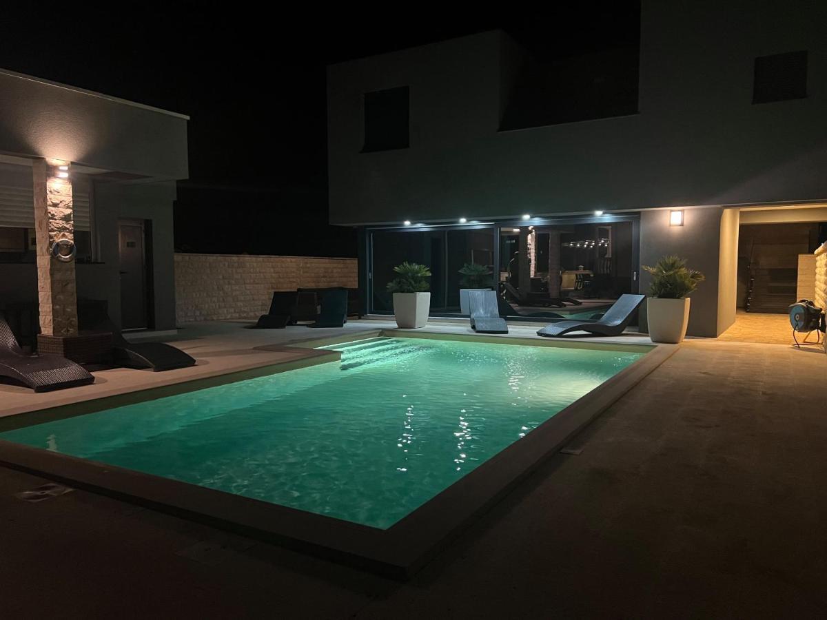 Apartments Dream House Zaton Затон Экстерьер фото